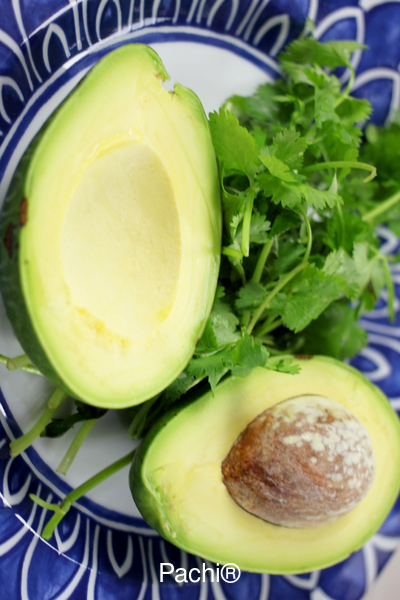 Lechuga con Tomate en cubitos y Aguacate