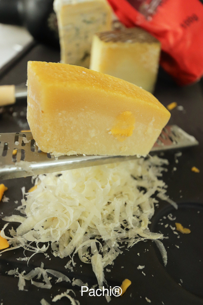 Hojas de Espinaca y Lechuga con Queso Parmesano