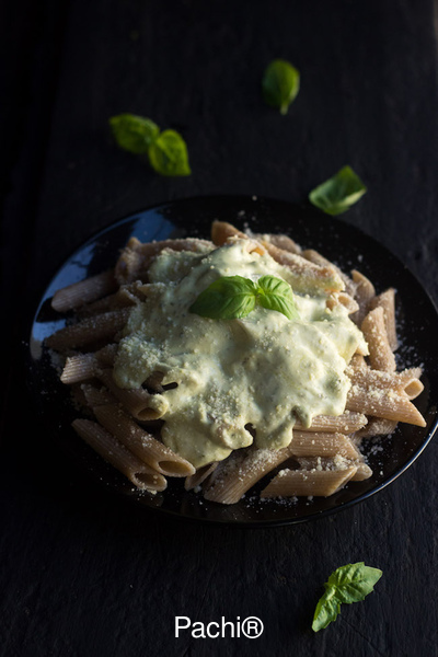 Pasta Integral con Salsa Pesto